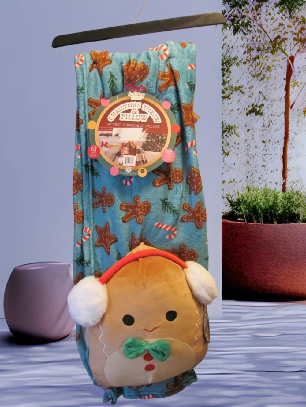 HOLIDAY HOME GINGERBREAD MAN HOLIDAY 2 PIECE SET NWT
